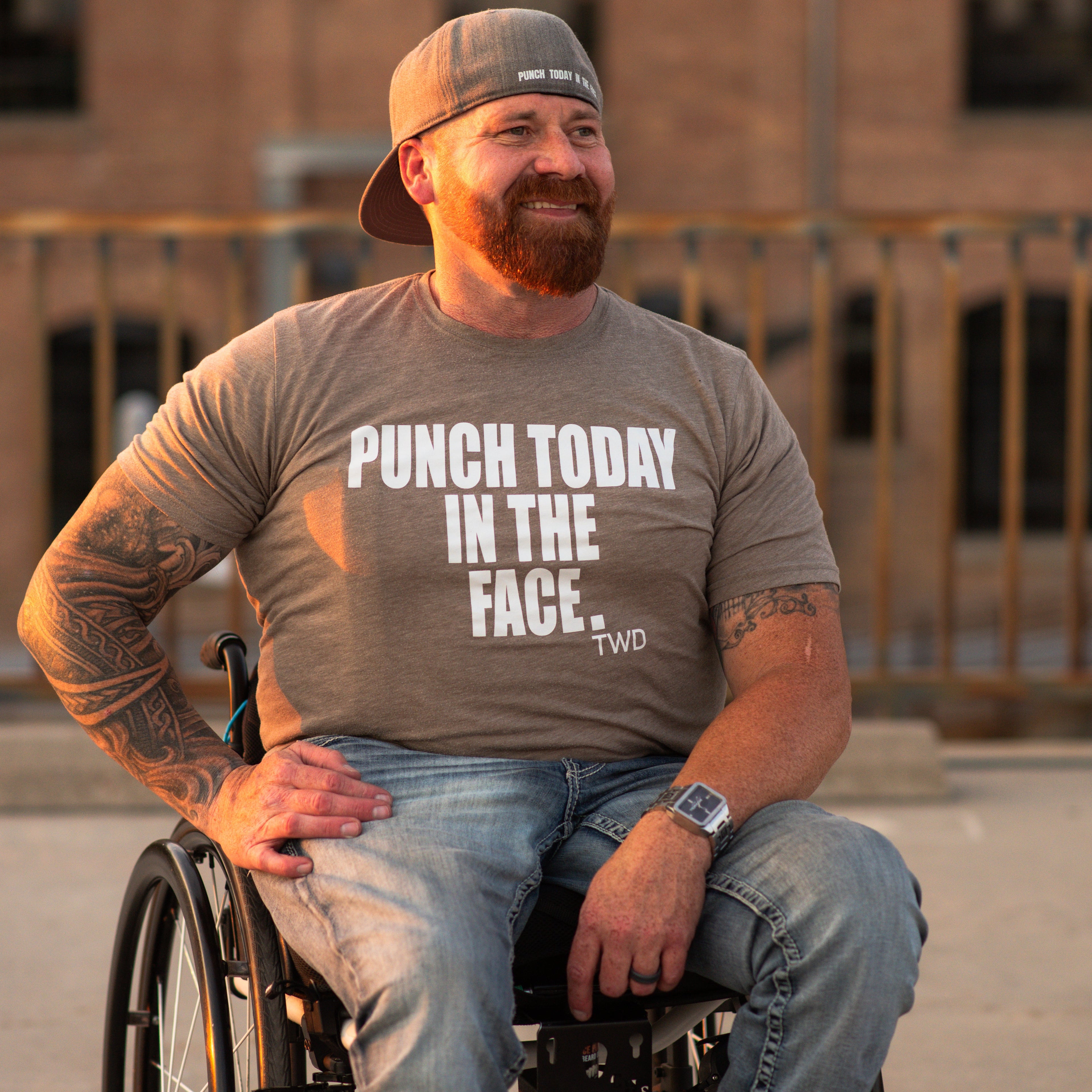 PUNCH TODAY IN THE FACE Comfort Tee